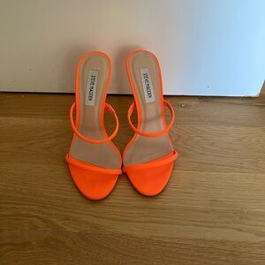 Steve Madden Bright Orange Double Hoop Slide Heels